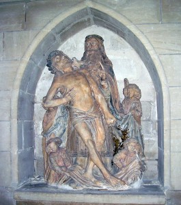 Skulpturen in der Kirche Saint-André, eigenes Foto, Lizenz:CC by